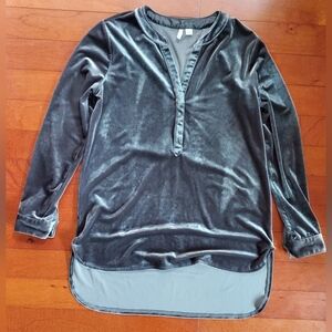 Cato Velvet Shirt Size Small